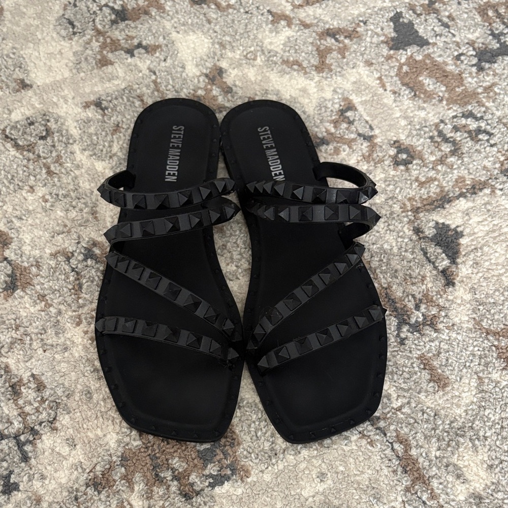 Steve Madden Black Strappy Sandals
